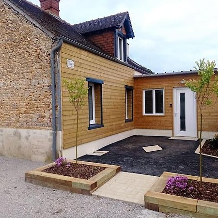 Maison De Campagne Avec Cour Sées Exterior foto